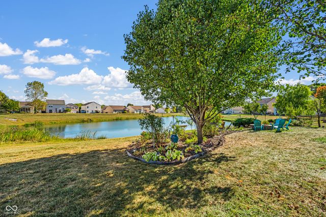 3413 Roundlake Lane, Whitestown, IN 46075