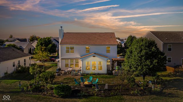 3413 Roundlake Lane, Whitestown, IN 46075