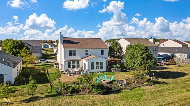 3413 Roundlake Lane, Whitestown, IN 46075