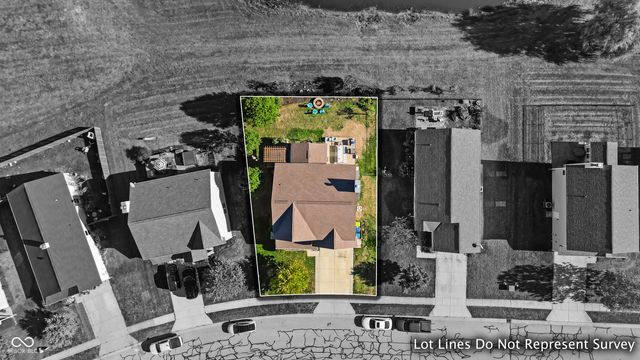 3413 Roundlake Lane, Whitestown, IN 46075