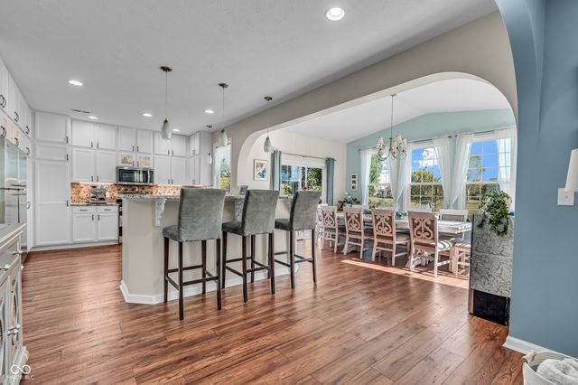 3413 Roundlake Lane, Whitestown, IN 46075