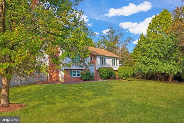 16 BUCK RD, Stafford, VA 22556