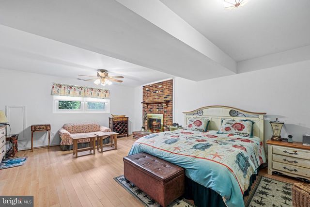 16 BUCK RD, Stafford, VA 22556