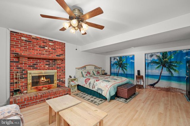 16 BUCK RD, Stafford, VA 22556