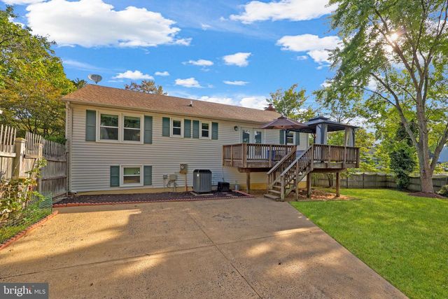 16 BUCK RD, Stafford, VA 22556