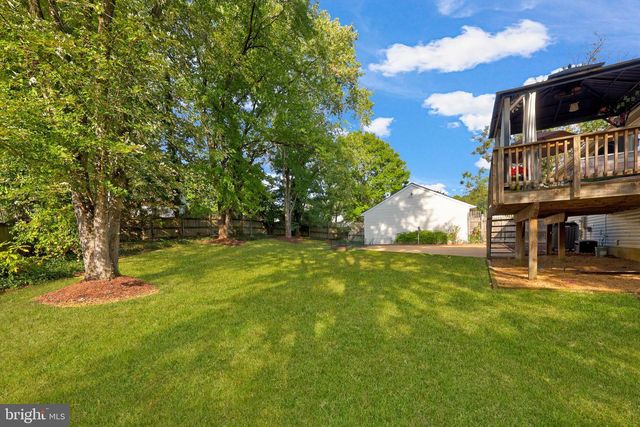 16 BUCK RD, Stafford, VA 22556