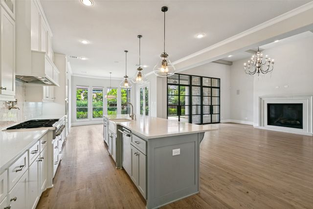1005 La Salle Lane, Southlake, TX 76092