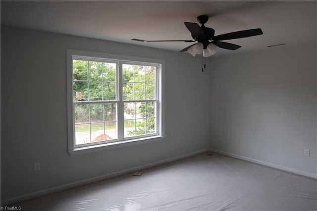 4533 Baux Mountain Road, Winston-salem, NC 27105