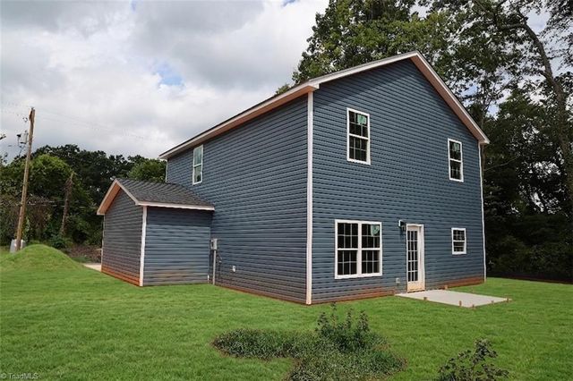 4533 Baux Mountain Road, Winston-salem, NC 27105