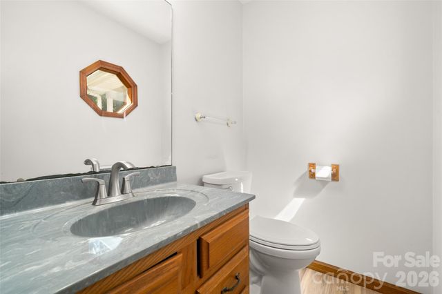 33 Baker Drive, Asheville, NC 28806