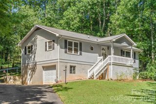 33 Baker Drive, Asheville, NC 28806