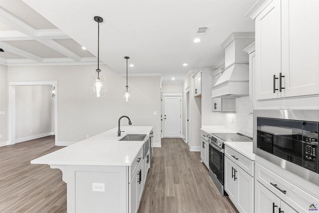 104 Black Birch Lane, Kathleen, GA 31047