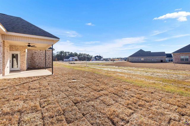 104 Black Birch Lane, Kathleen, GA 31047