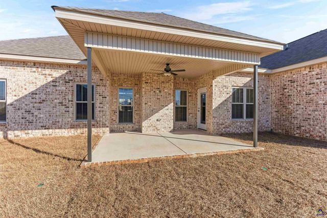 104 Black Birch Lane, Kathleen, GA 31047