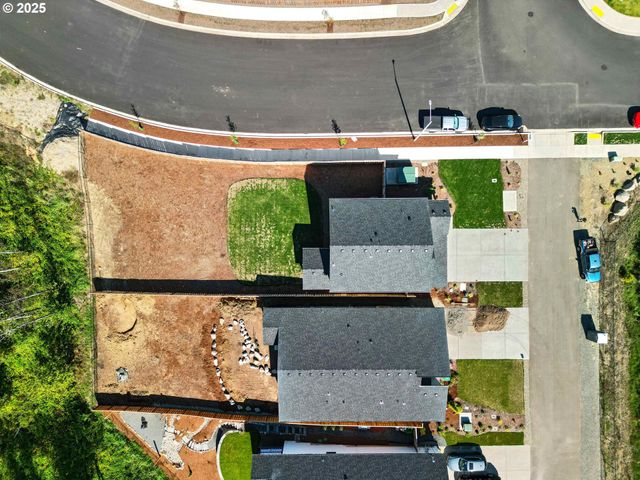 2458 Ne SWEETWATER Rd, Estacada, OR 97023