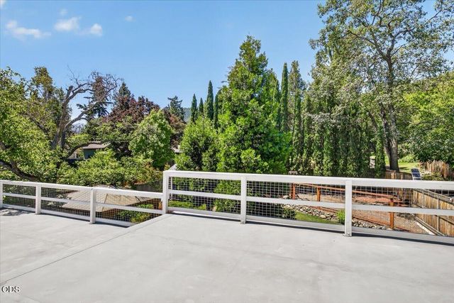 117 High Street, Ashland, OR 97520
