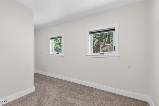 117 High Street, Ashland, OR 97520