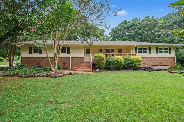 345 Hickory Hills Drive, Jefferson, GA 30549