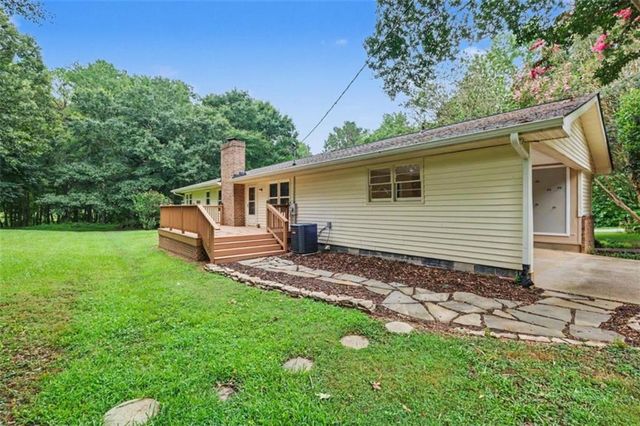 345 Hickory Hills Drive, Jefferson, GA 30549