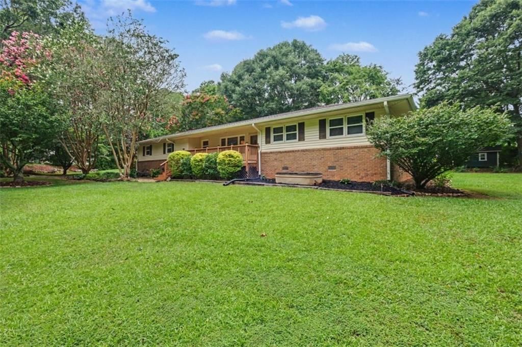 345 Hickory Hills Drive, Jefferson, GA 30549