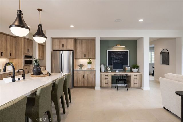 4064 Saddle Drive, Palmdale, CA 93551