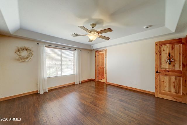 4642 N TOMAHAWK Road, Apache Junction, AZ 85119