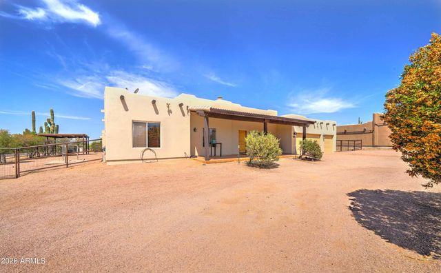 4642 N TOMAHAWK Road, Apache Junction, AZ 85119