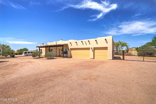 4642 N TOMAHAWK Road, Apache Junction, AZ 85119