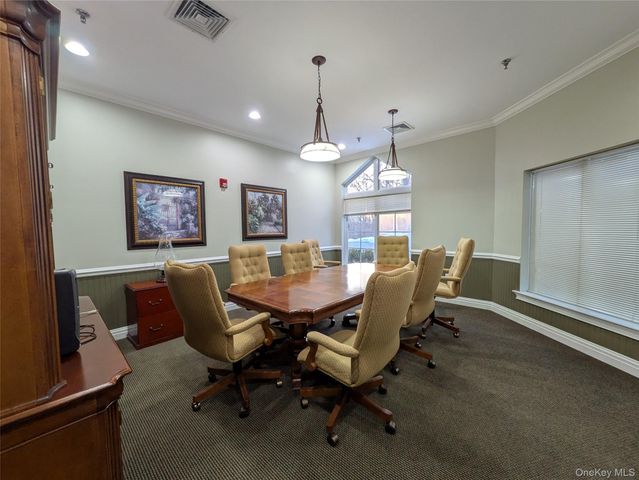 100 Woodcrest Lane 102, Mount Kisco, NY 10549