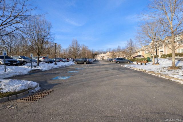 100 Woodcrest Lane 102, Mount Kisco, NY 10549