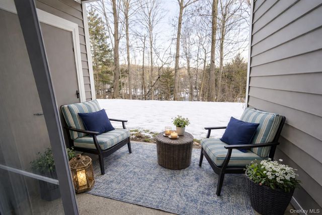 100 Woodcrest Lane 102, Mount Kisco, NY 10549