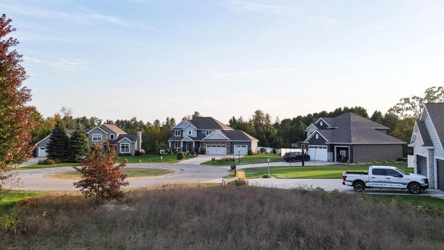 4350 STERLING DRIVE, Plover, WI 54467