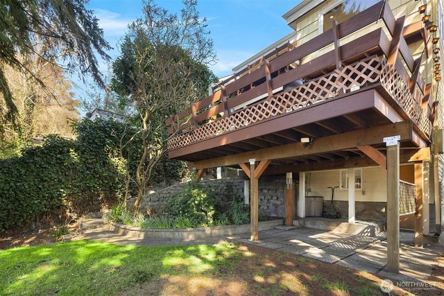 3955 Phinney Avenue N, Seattle, WA 98103