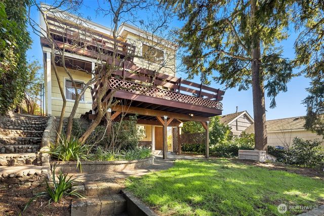 3955 Phinney Avenue N, Seattle, WA 98103