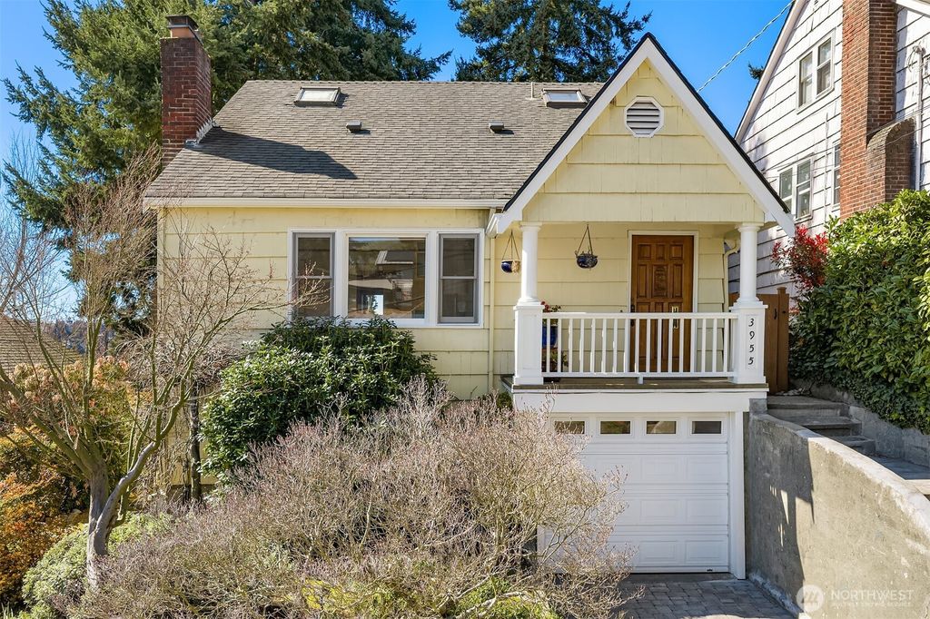 3955 Phinney Avenue N, Seattle, WA 98103