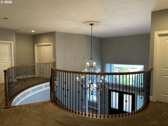 11301 Se CASCADE VIEW Dr, Happy Valley, OR 97086
