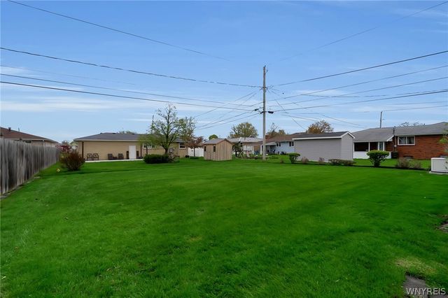 4 Village Lane, Cheektowaga, NY 14212