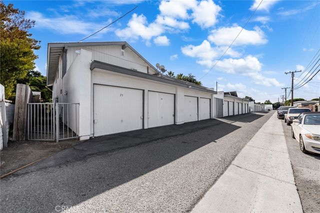 111 N Stanford Avenue, Fullerton, CA 92831