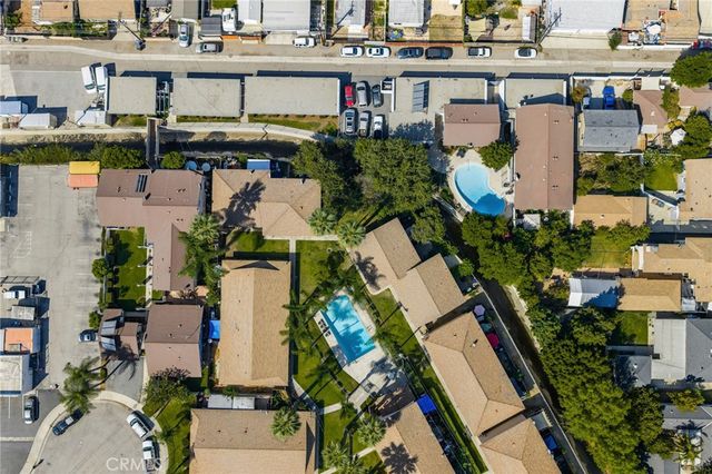 111 N Stanford Avenue, Fullerton, CA 92831
