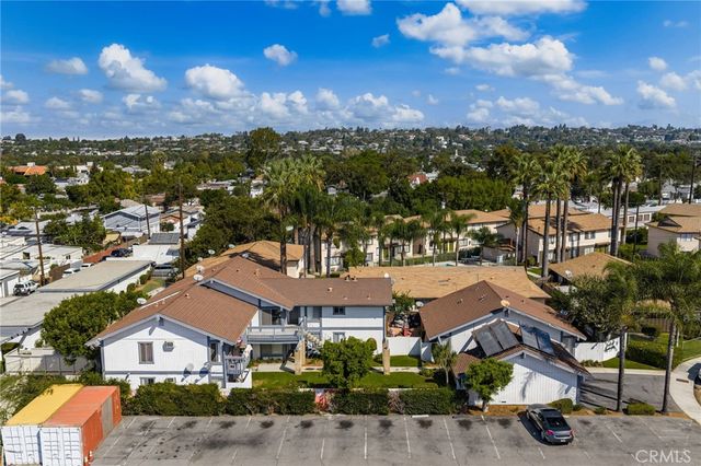 111 N Stanford Avenue, Fullerton, CA 92831