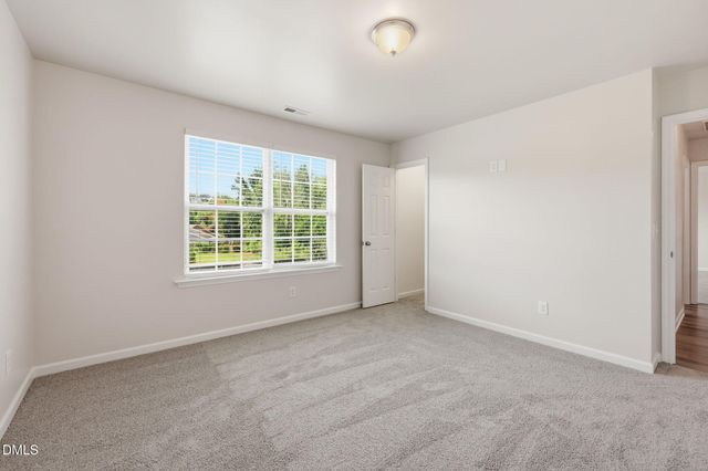 1009 Harvest Point Drive, Fuquay Varina, NC 27526