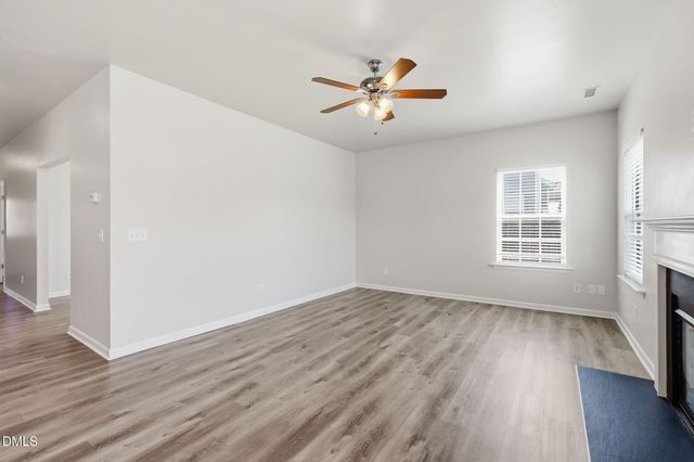 1009 Harvest Point Drive, Fuquay Varina, NC 27526