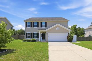1009 Harvest Point Drive, Fuquay Varina, NC 27526