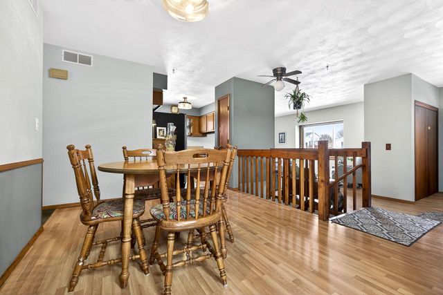 1377 INVERNESS LANE, Neenah, WI 54956