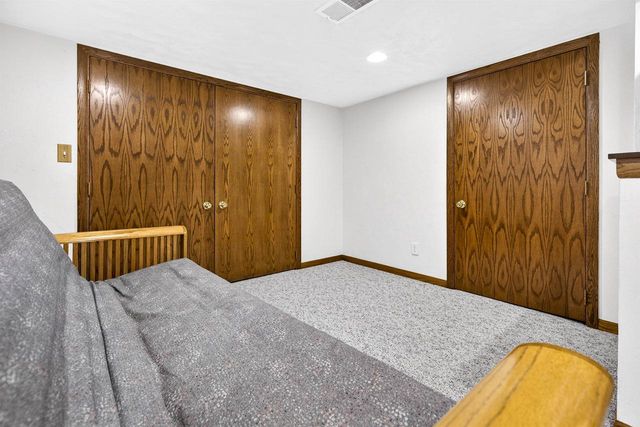 1377 INVERNESS LANE, Neenah, WI 54956