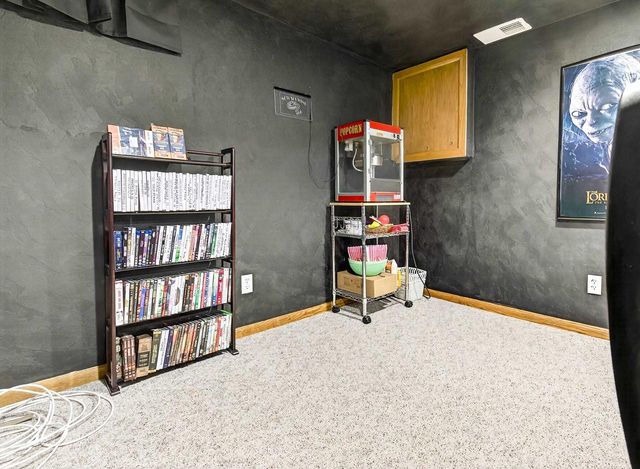 1377 INVERNESS LANE, Neenah, WI 54956