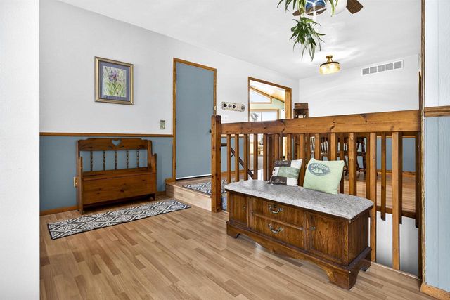 1377 INVERNESS LANE, Neenah, WI 54956