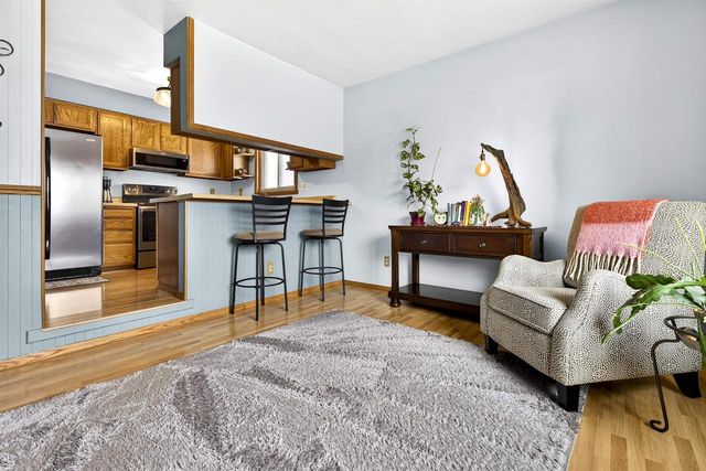 1377 INVERNESS LANE, Neenah, WI 54956