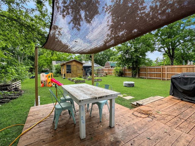 604 S Maple Street, Howe, TX 75459