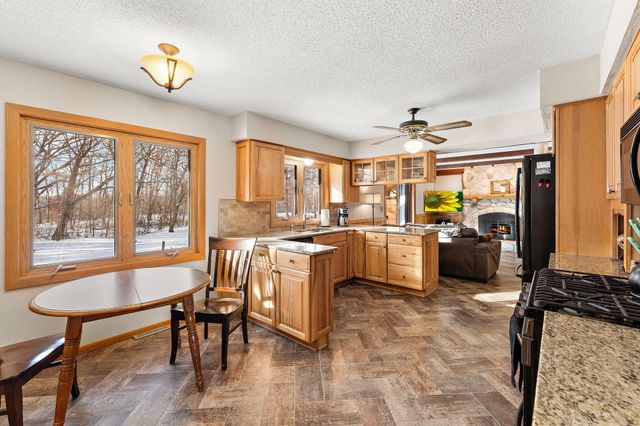 18136 Yorkshire Avenue, Prior Lake, MN 55372